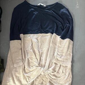 Market & Spruce Navy and Cream Long Sleeve Sweater